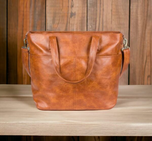 Elegant Leather Crossbody Tote Bag